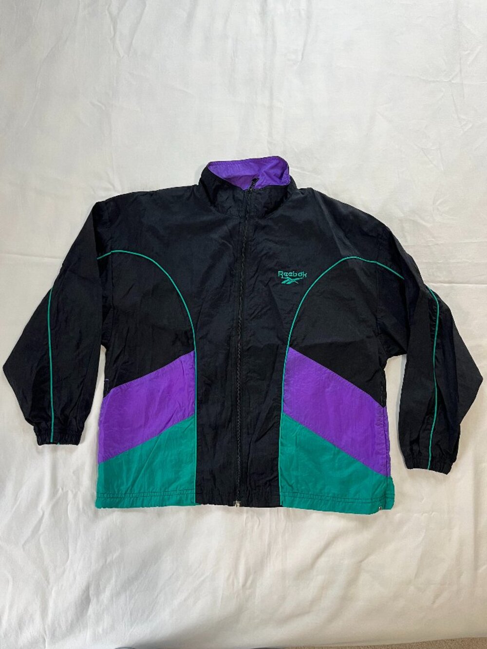 Reebok Vintage 90s Lightweight Unisex Windbreaker Jacket